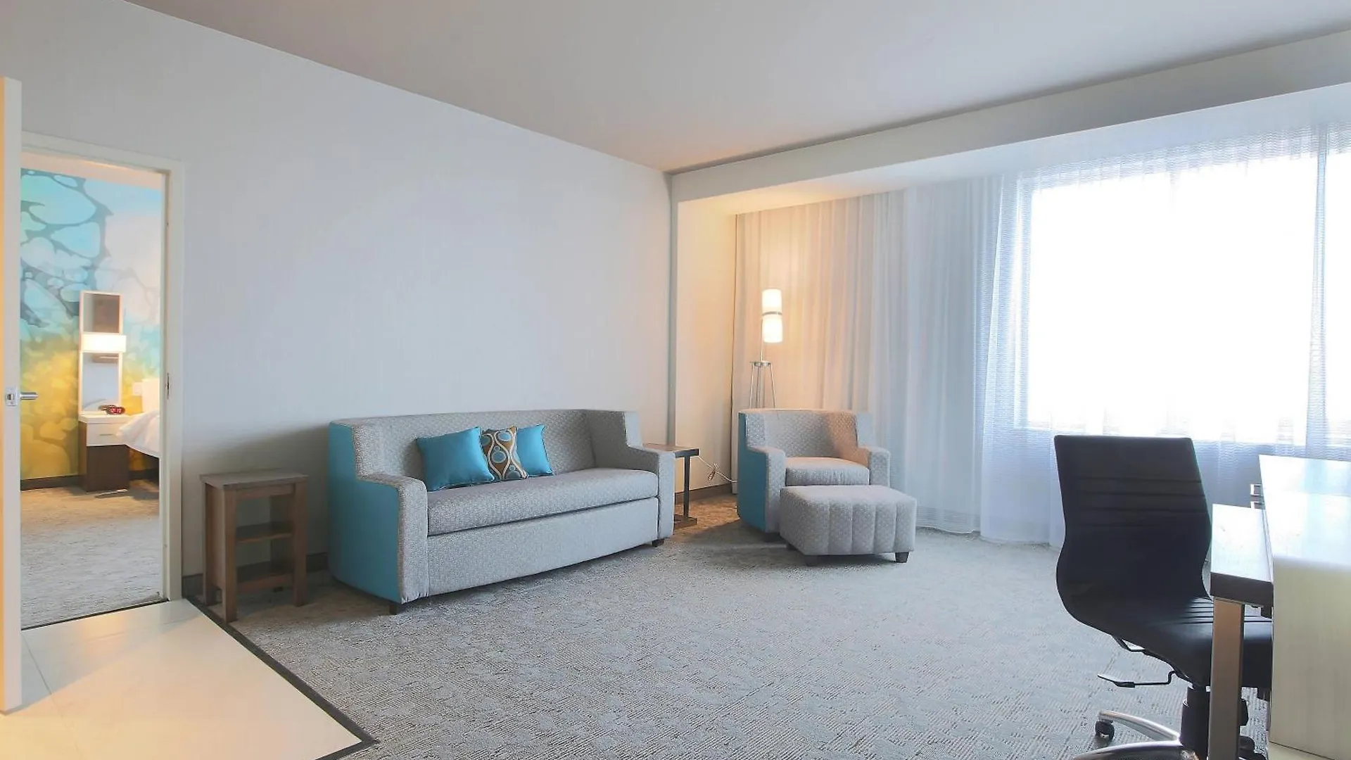 Courtyard By Marriott Montreal Brossard Hotel