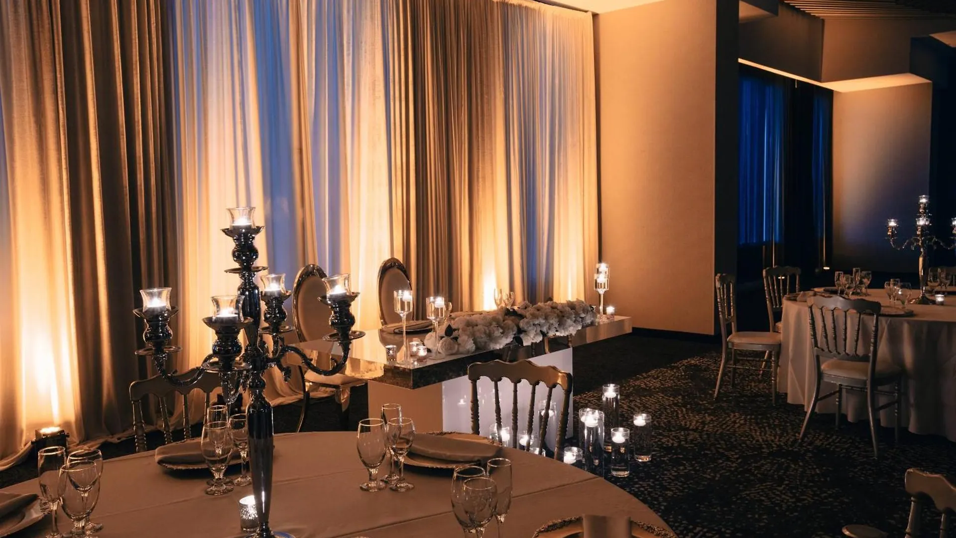 Courtyard By Marriott Montreal Brossard Hotel