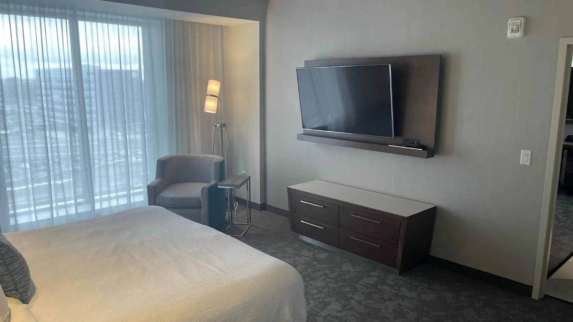 Hotel Courtyard By Marriott Montreal Brossard